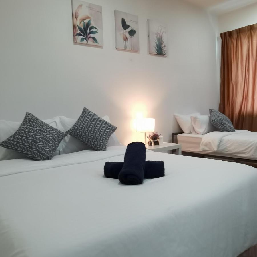 Alami Homestay Trefoil Kuala Selangor Exteriör bild