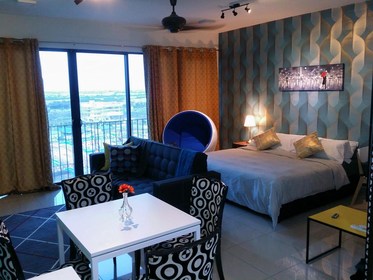 Alami Homestay Trefoil Kuala Selangor Exteriör bild