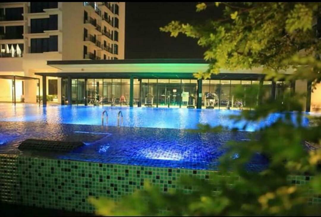 Alami Homestay Trefoil Kuala Selangor Exteriör bild